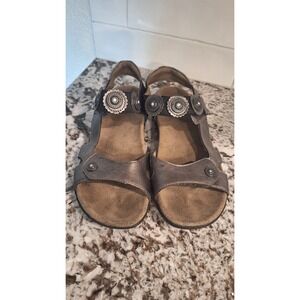 Taos Womens Escape Metallic Pewter Leather Sandals Ankle Strap Strappy Size 7